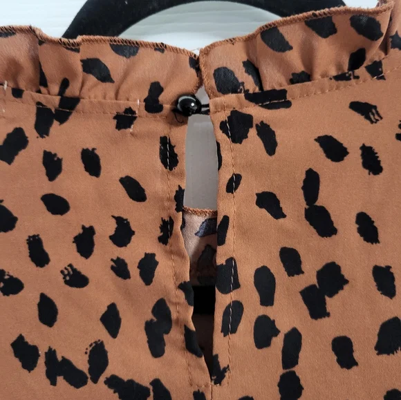 Cellabie Womens Leopard Print Ruffle Sleeve Ruffle Sleeve Top Size M - Picture 6 of 8